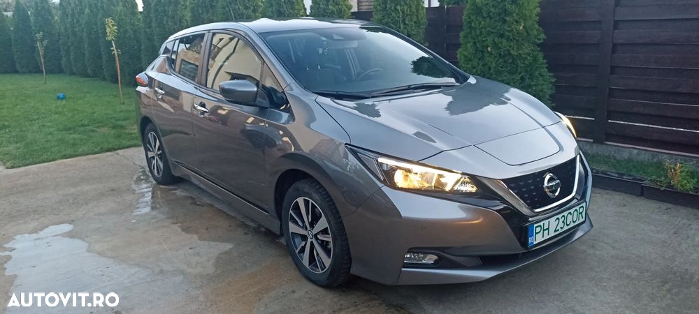 Nissan LEAF 40 kWh N-Connecta - 1