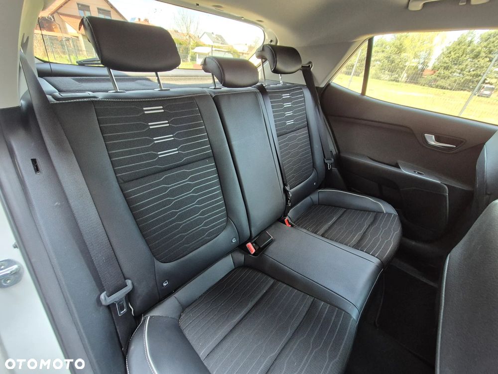 Kia Stonic 1.0 T-GDI MHEV GT Line DCT - 26