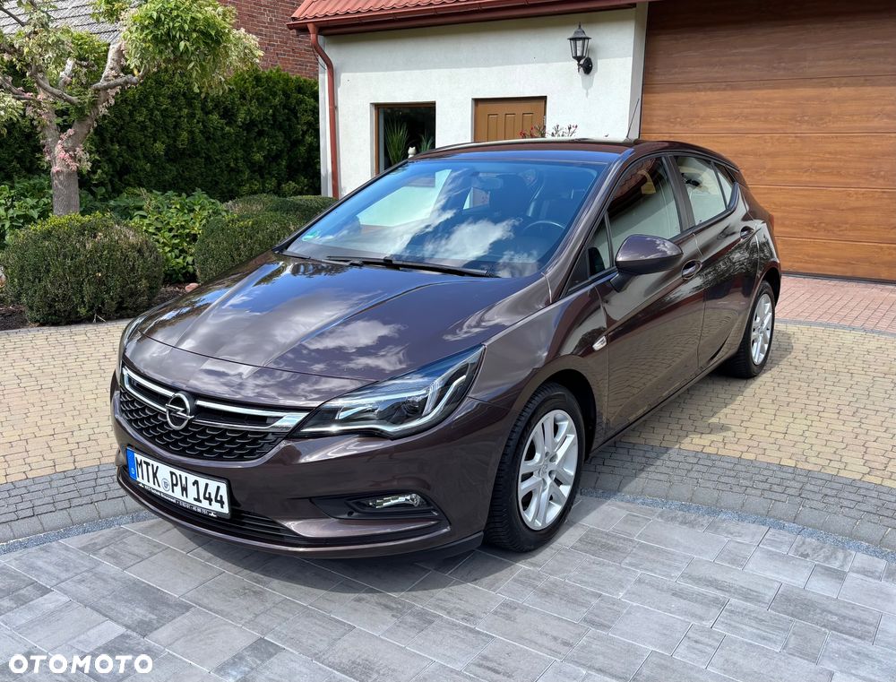 Opel Astra 1.4 Turbo Edition - 1