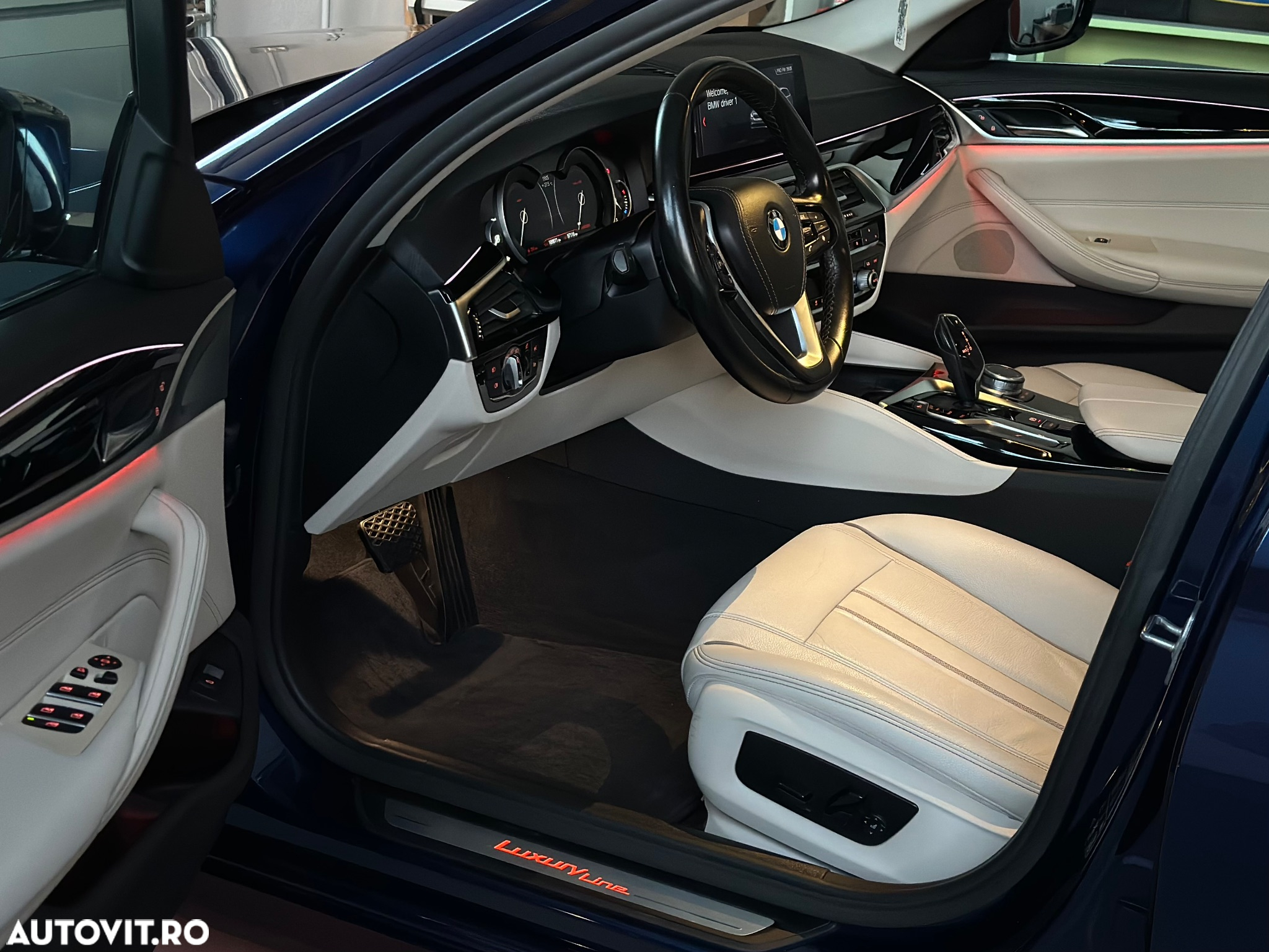 BMW Seria 5 520d xDrive Touring Aut. Luxury Line - 12