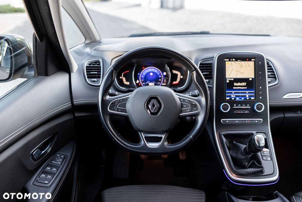 Renault Grand Scenic ENERGY TCe 130 INTENS - 23