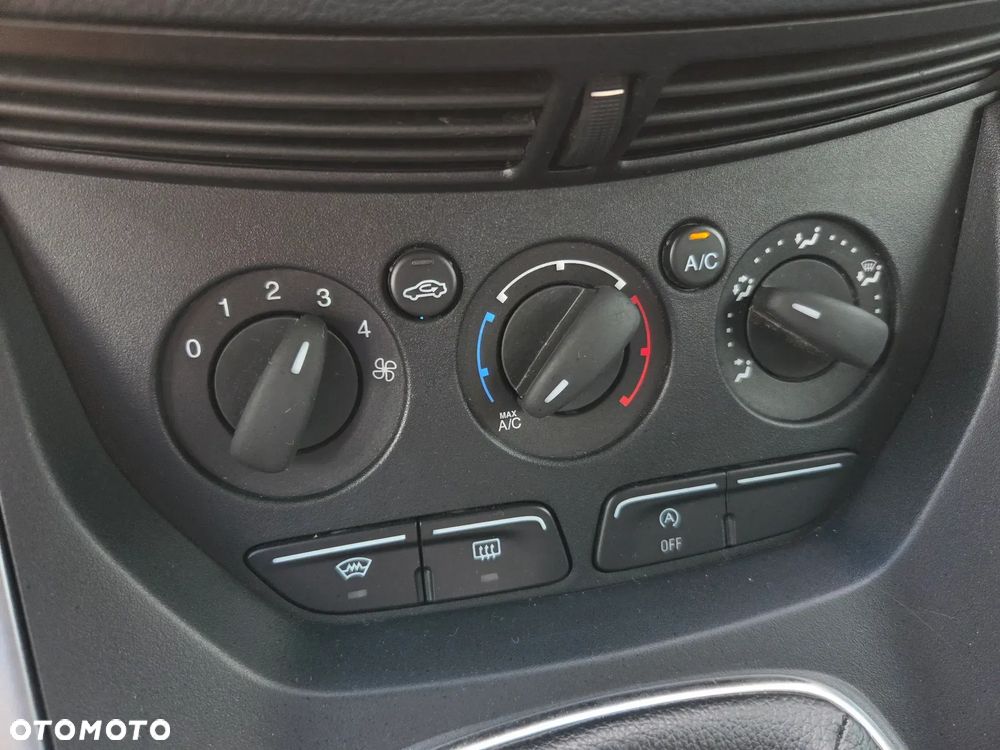 Ford C-MAX 1.6 EcoBoost Start-Stop-System Champions Edition - 28