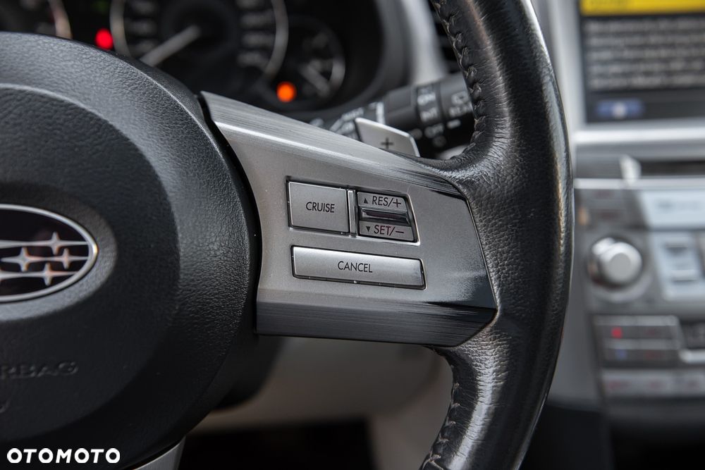 Subaru Outback 2.5i Comfort Navi AT - 24