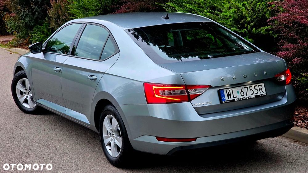 Skoda Superb 2.0 TDI SCR Ambition - 5
