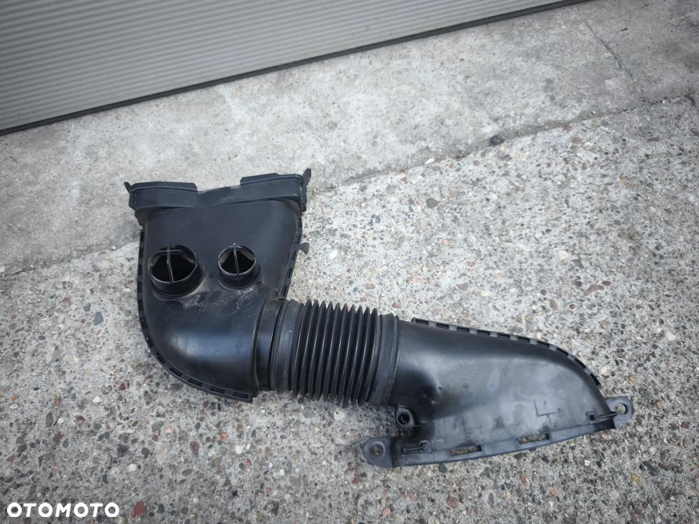 Dolot powietrza a6540941000 Mercedes-Benz c-klasa w206 - 2