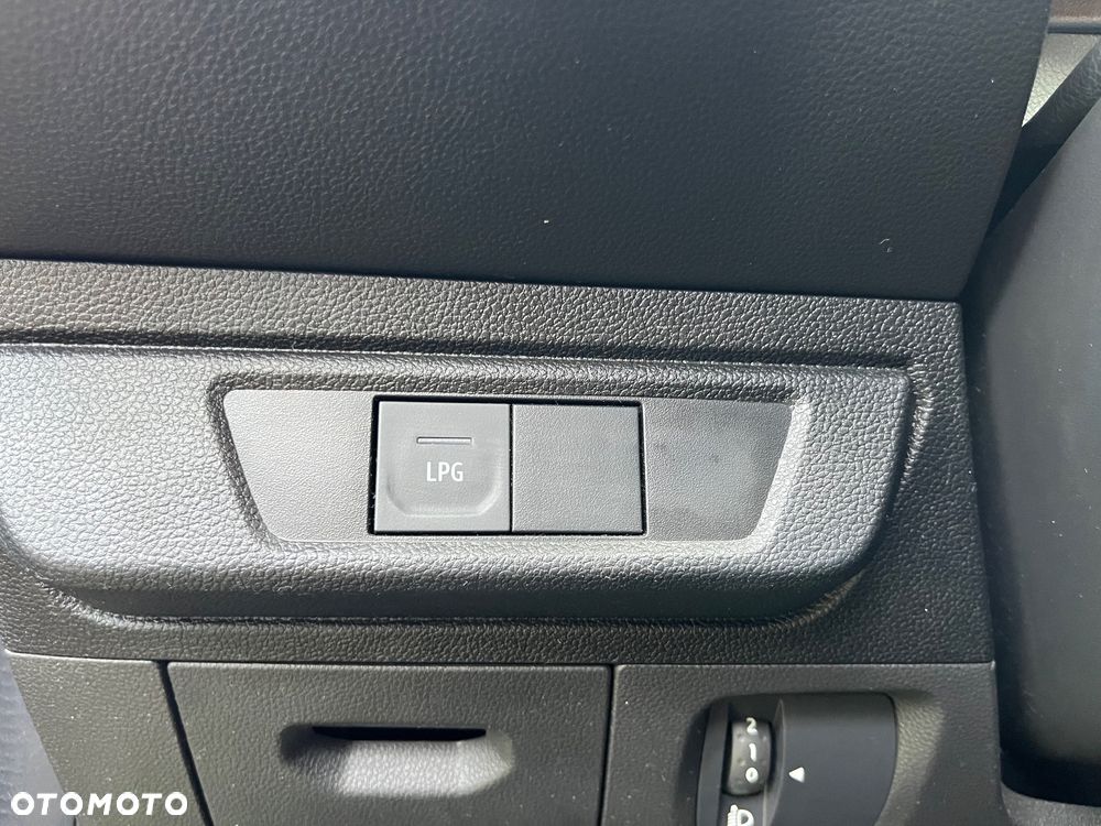Dacia Sandero - 16