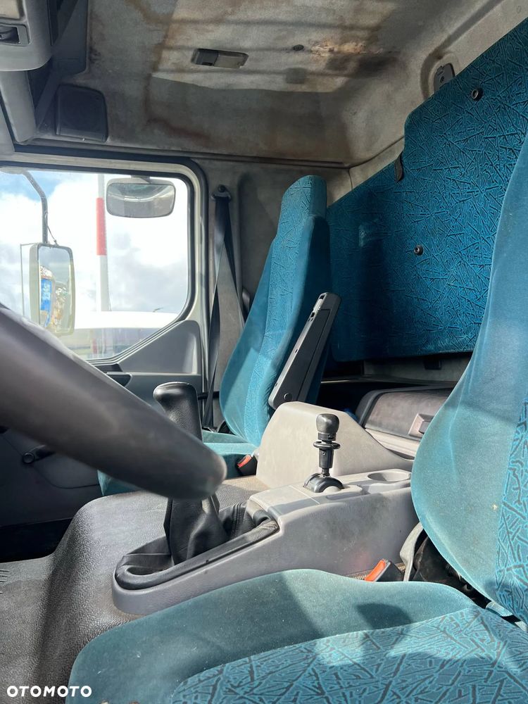 KABINA DAF LF !! Karoseria, części, transport !! - 2