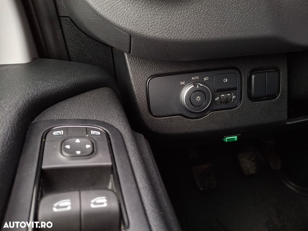 Mercedes-Benz Sprinter - 21