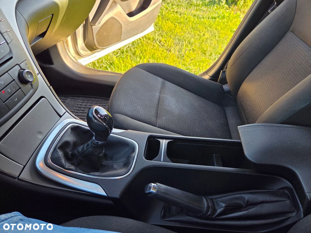 Opel Insignia 2.0 CDTI - 10