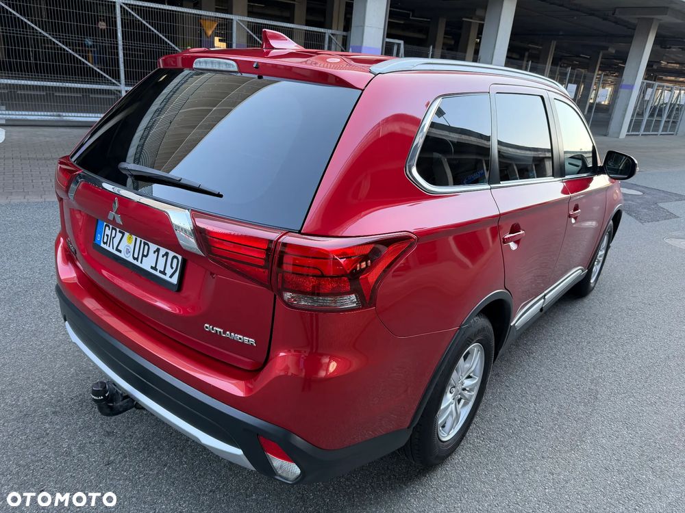 Mitsubishi Outlander 2.0 2WD Diamant - 12