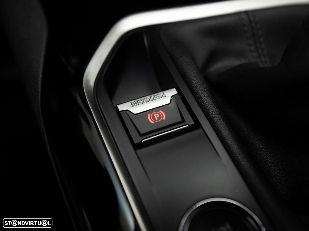 Peugeot 3008 1.5 BlueHDi Allure Pack - 19