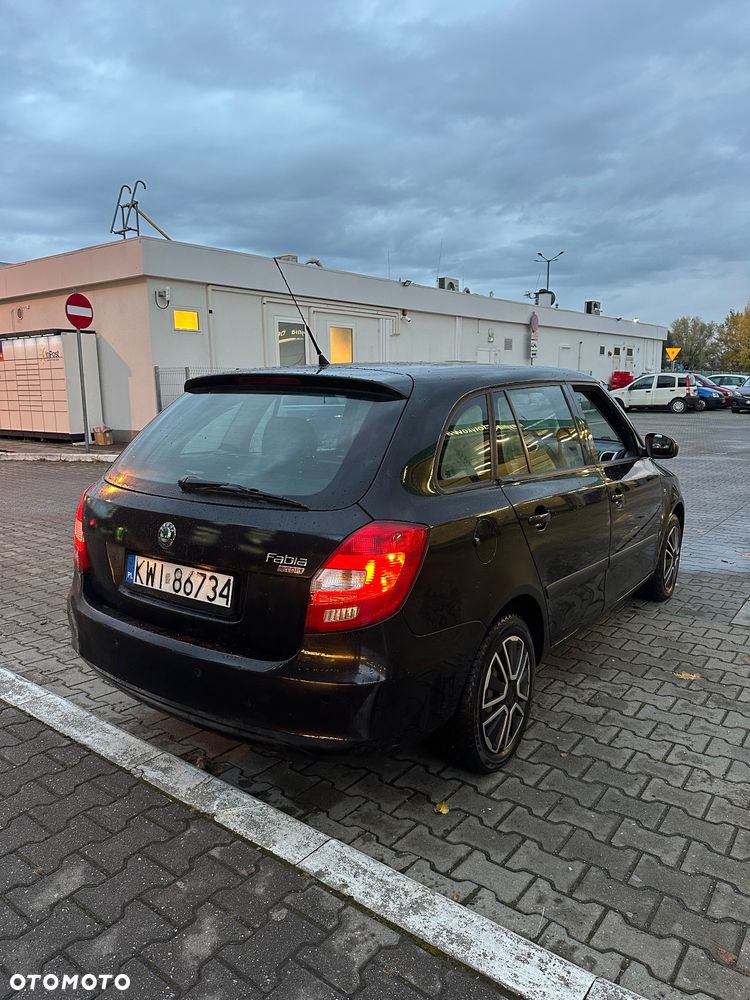 Skoda Fabia - 4
