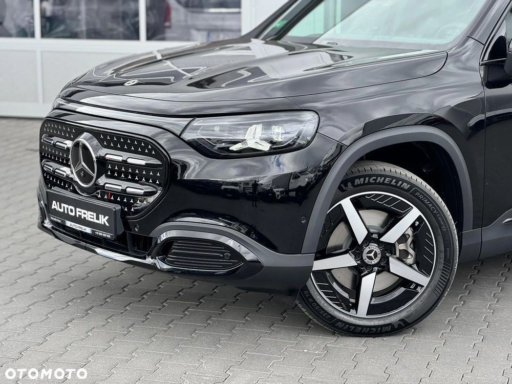 Mercedes-Benz GLB - 3
