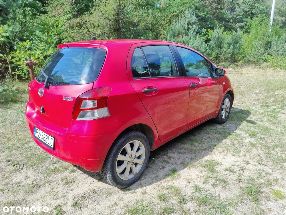 Toyota Yaris 1.0 Terra EU5 - 13