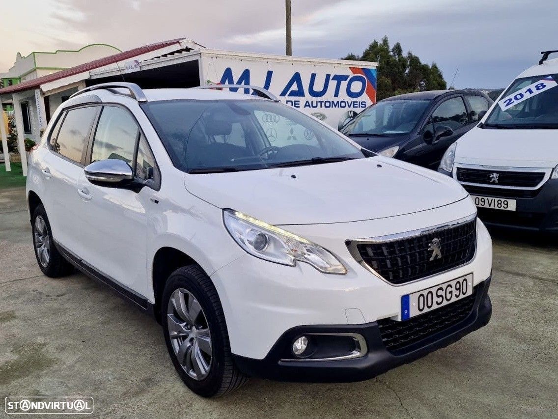 Peugeot 2008 1.2 PureTech Style - 1