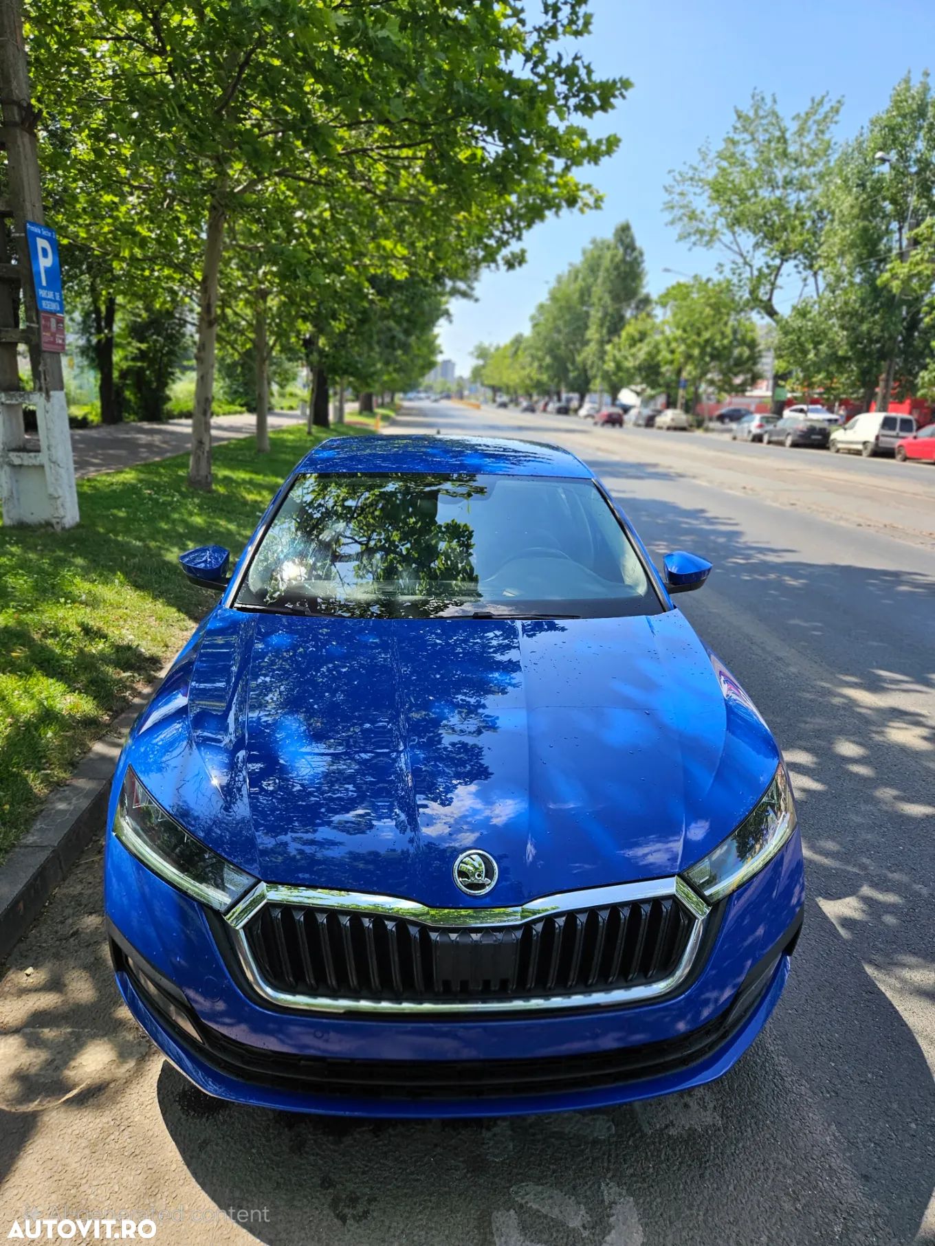 Skoda Octavia 2.0 TDI DSG Ambition - 1