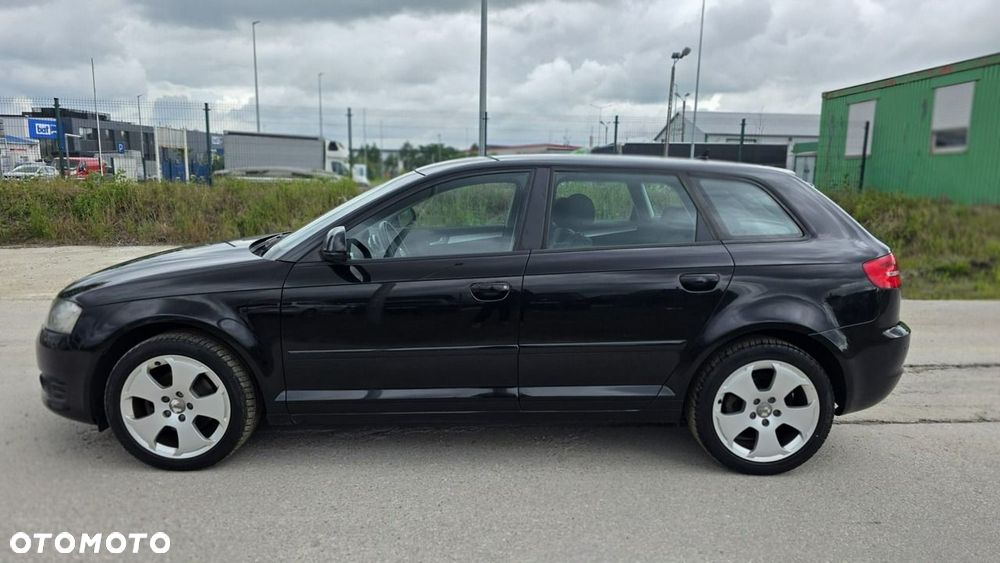 Audi A3 Sportback - 6