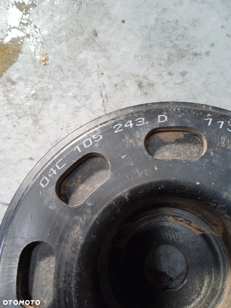 Koło pasowe 2.0TSI 04C105243D - 2