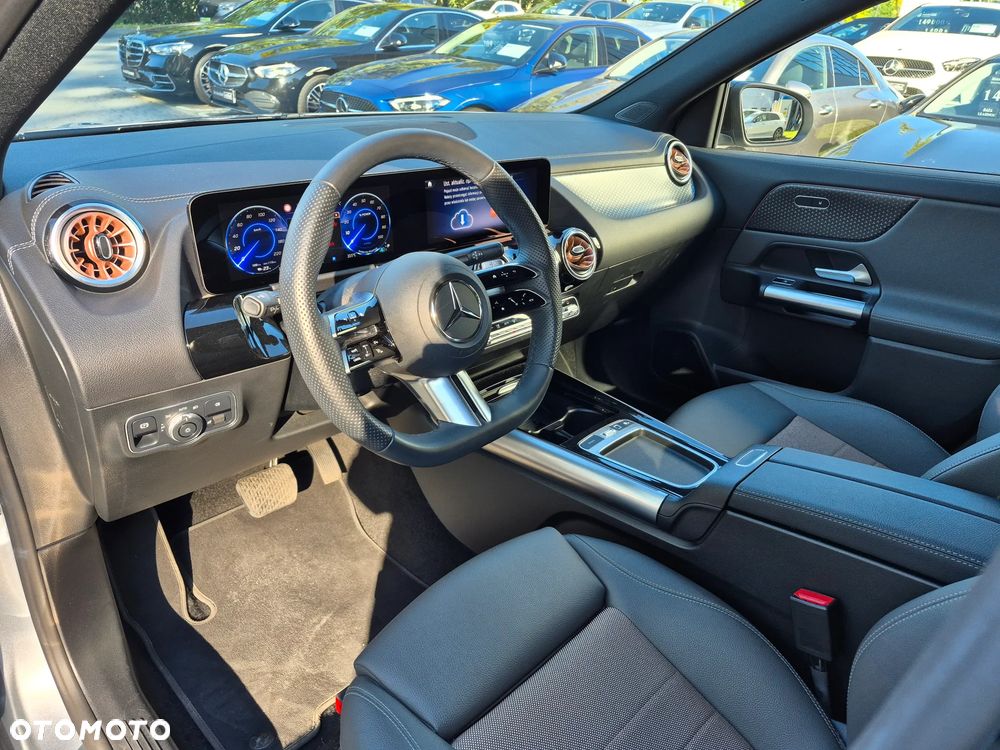 Mercedes-Benz EQA 250+ 70.5kWh Electric Art - 14