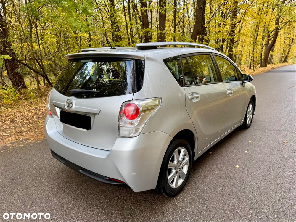 Toyota Verso 2014 photo 5