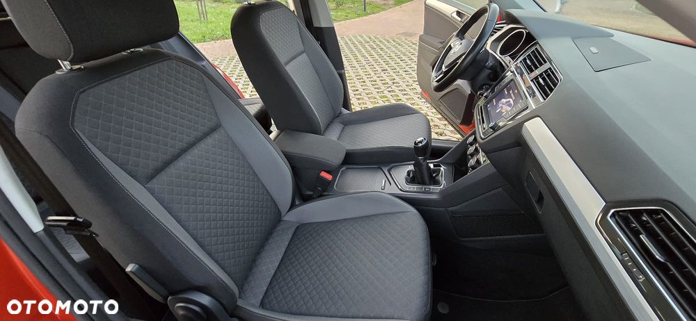 Volkswagen Tiguan 2.0 TDI BMT SCR Comfortline - 16