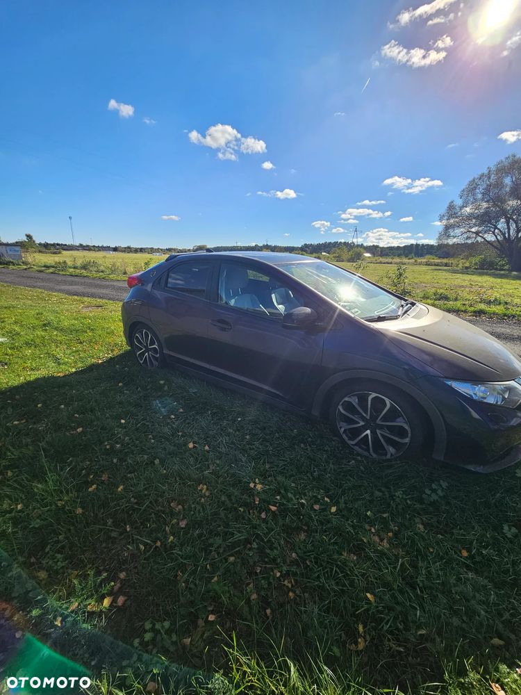 Honda Civic 2012 photo 3