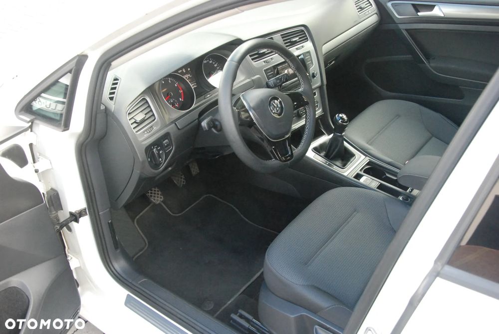 Volkswagen Golf 1.2 TSI Comfortline - 15