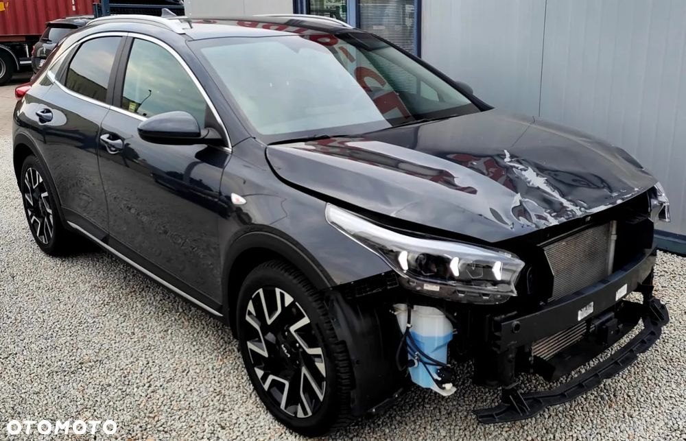 Kia XCeed 1.5 T-GDI M - 2