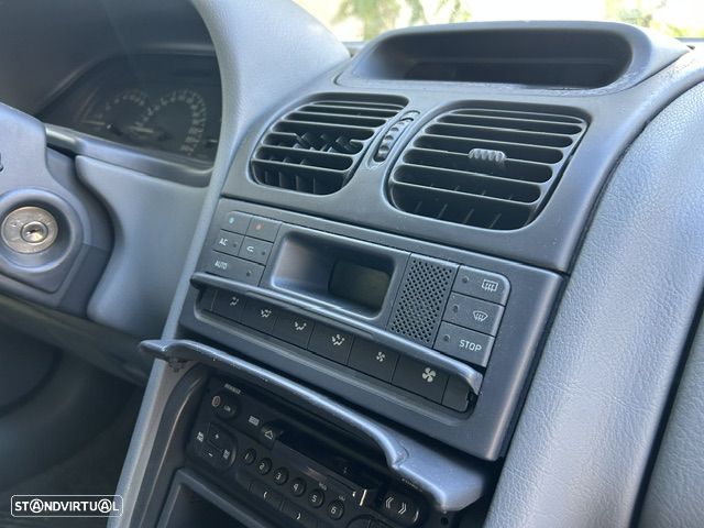 Renault Laguna - 16