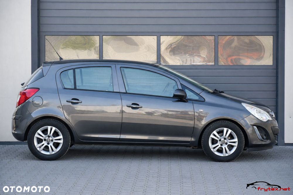 Opel Corsa - 4