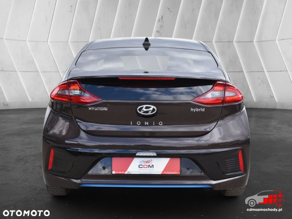 Hyundai IONIQ - 9