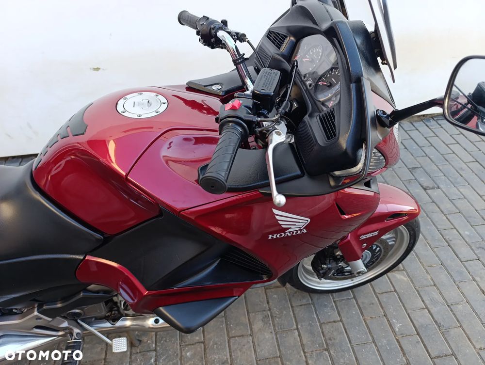 Honda NTV - 26