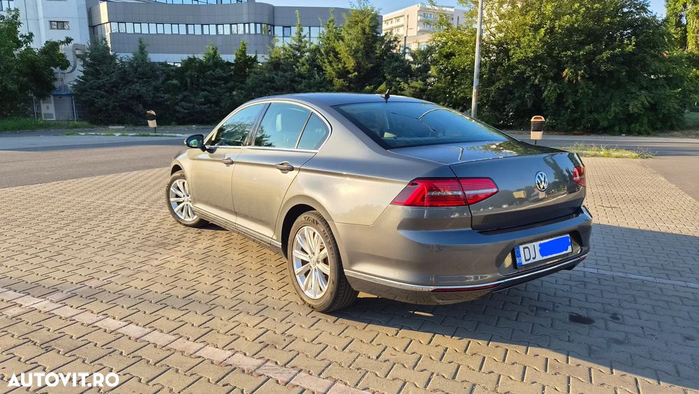 Volkswagen Passat 1.6 TDI SCR DSG Comfortline - 4