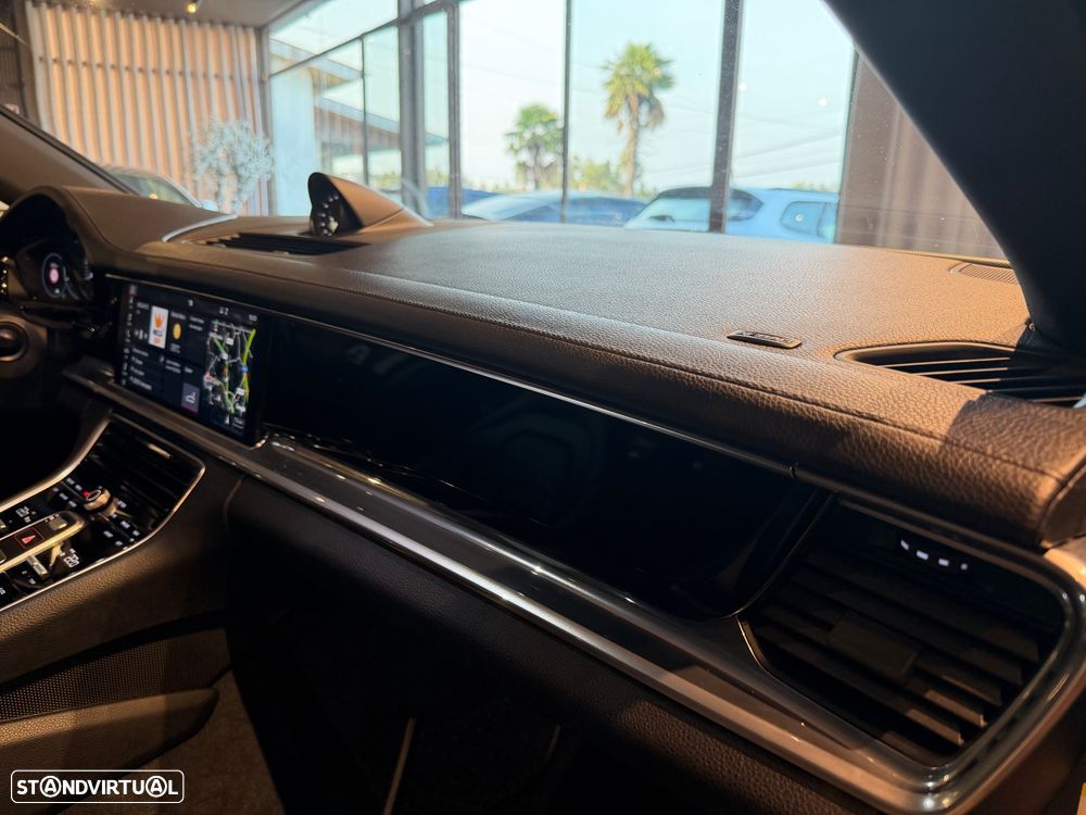 Porsche Panamera Sport Turismo 4 E-Hybrid Platinum Edition - 49