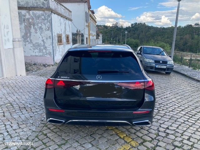 Mercedes-Benz E 300 e AMG Line - 3