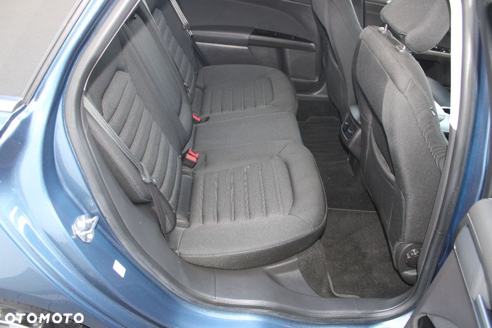Ford Mondeo - 22