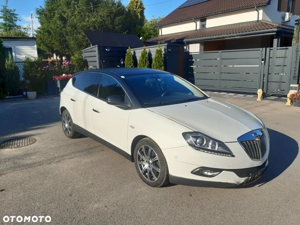 Lancia Delta 1.4 T-Jet 16v Oro - 2