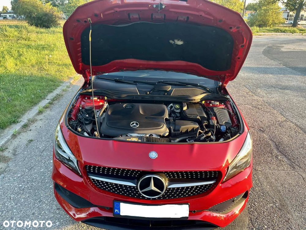 Mercedes-Benz CLA 220 4-Matic AMG Line - 6