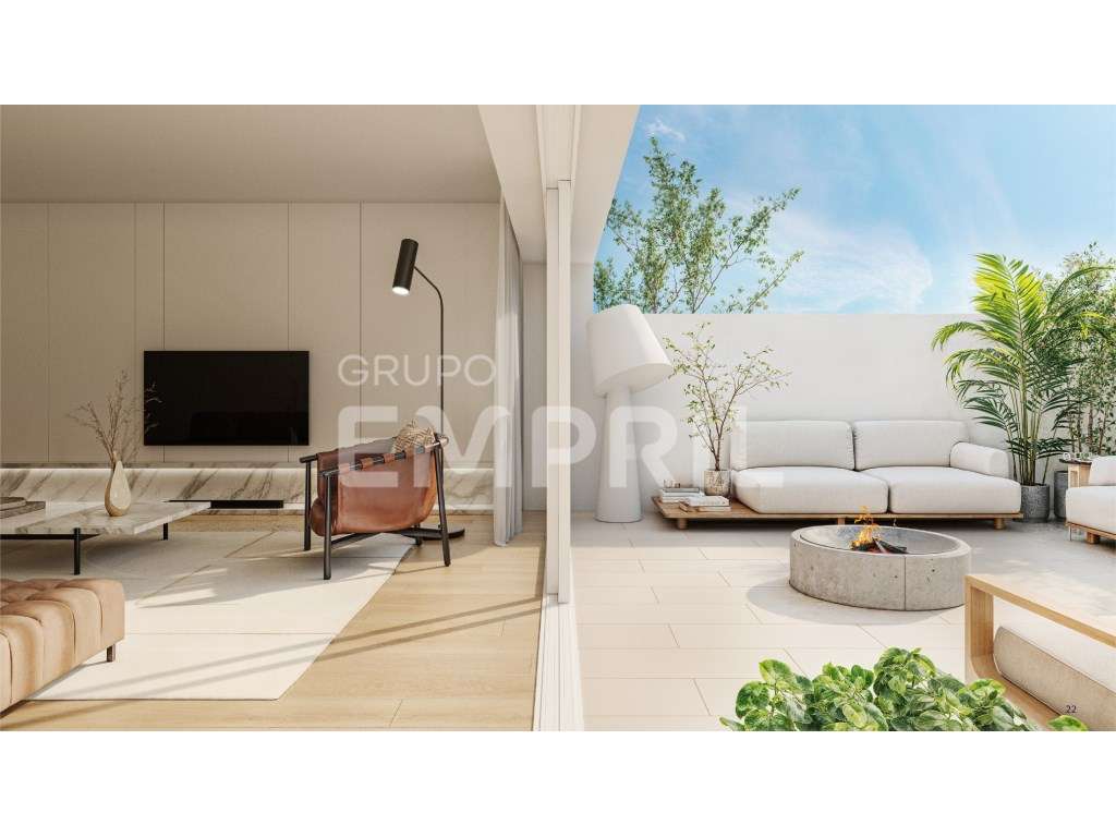 T4 c/ Terraço Condomínio Brito Capelo 1023 - Grande imagem: 2/14