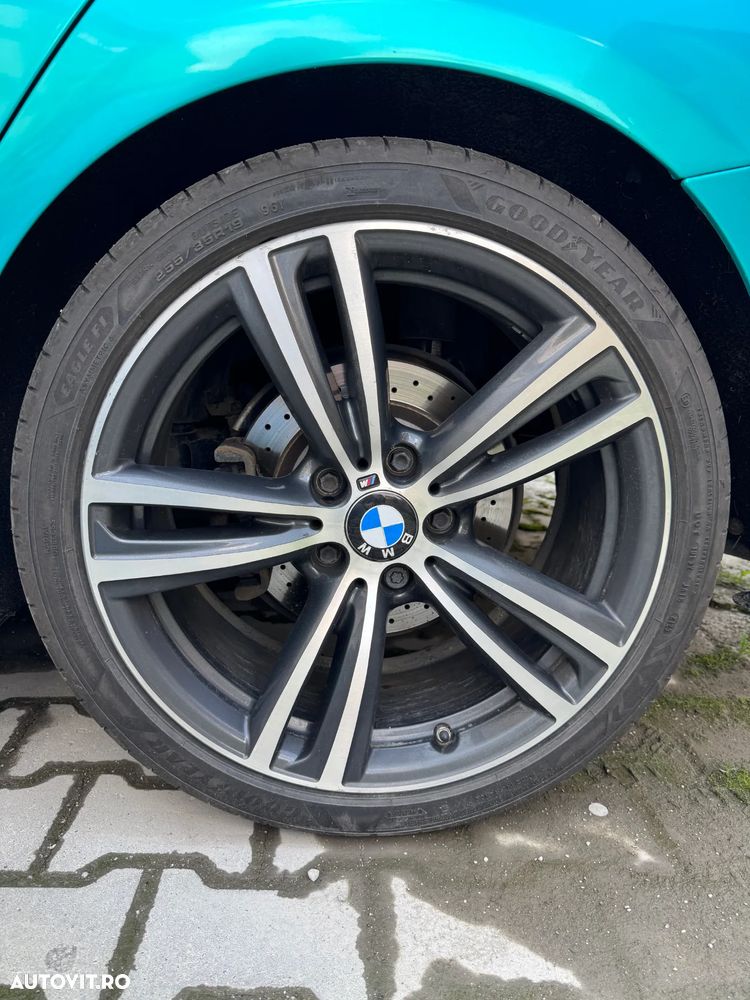 BMW Seria 3 320d Aut. M Sport - 13