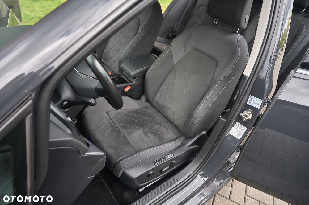 Volkswagen Golf 2.0 TDI Style - 24