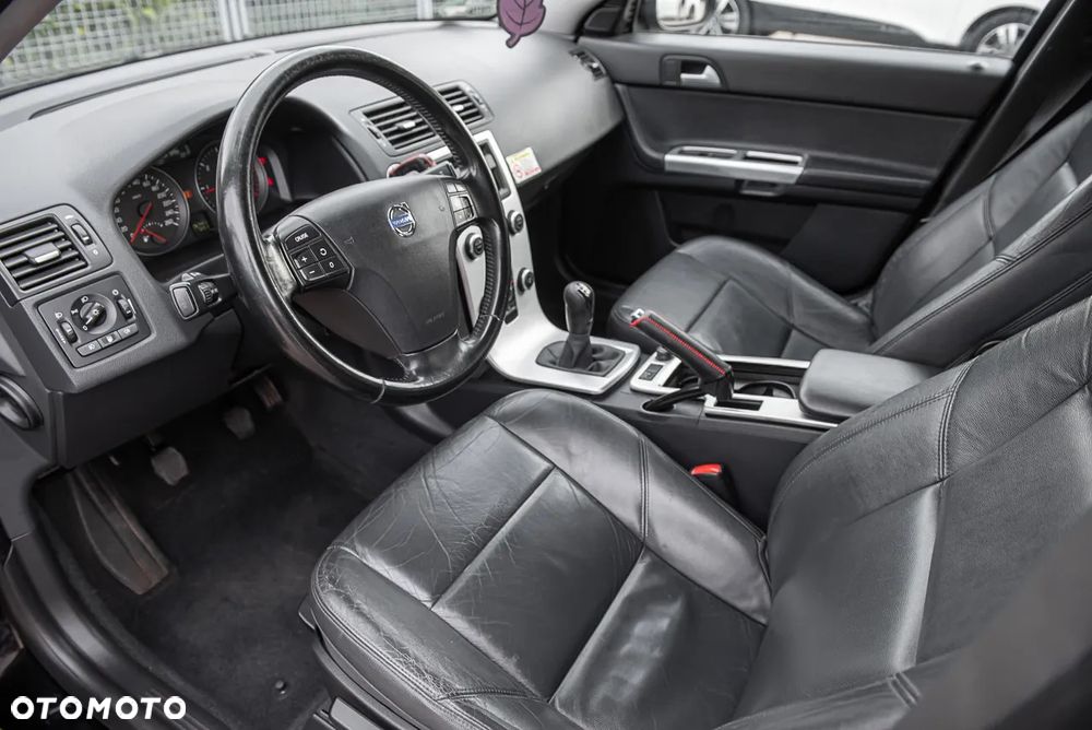Volvo V50 - 15