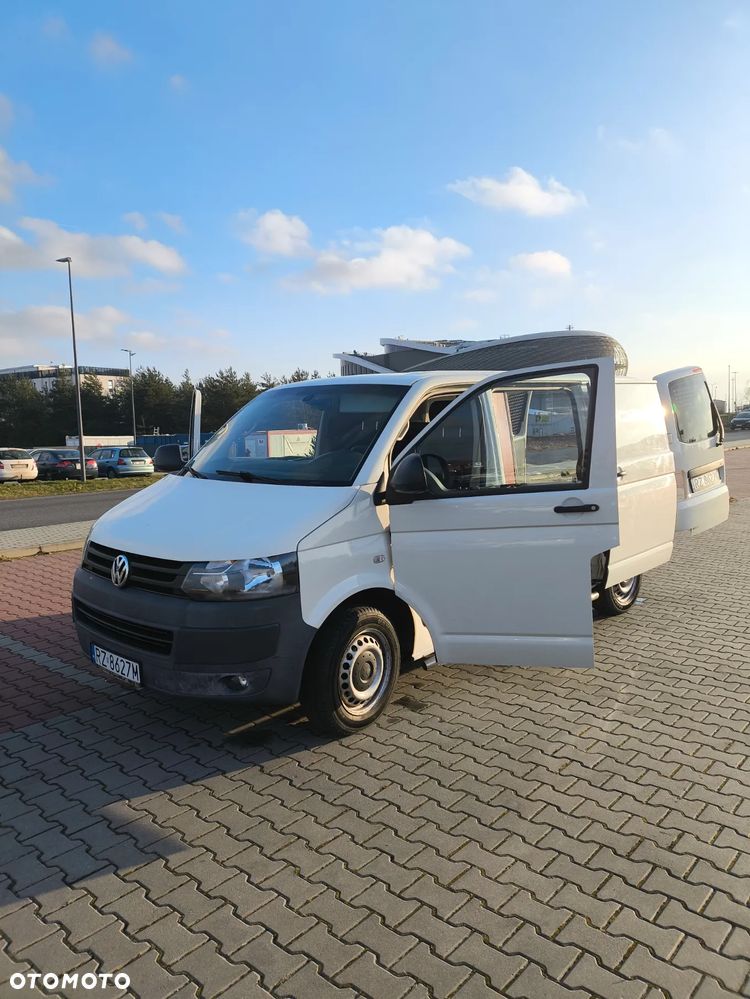 Volkswagen Transporter - 11