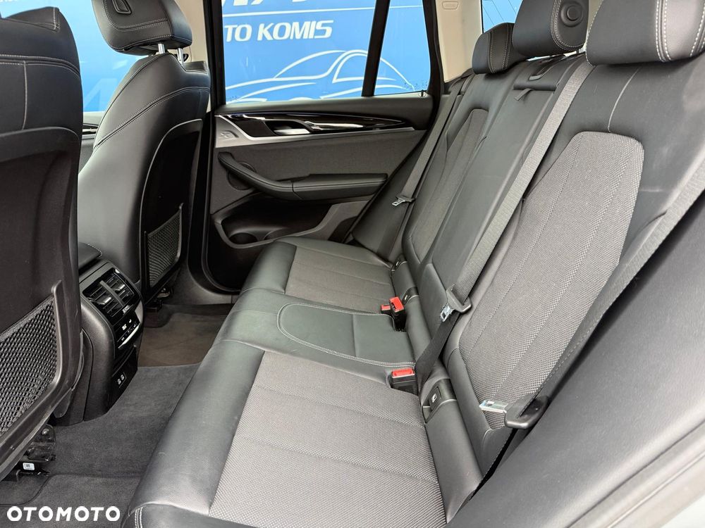 BMW X3 xDrive30e - 14