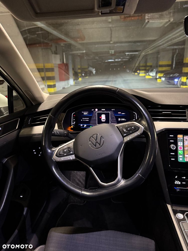 Volkswagen Passat 2.0 TDI EVO Business DSG - 9