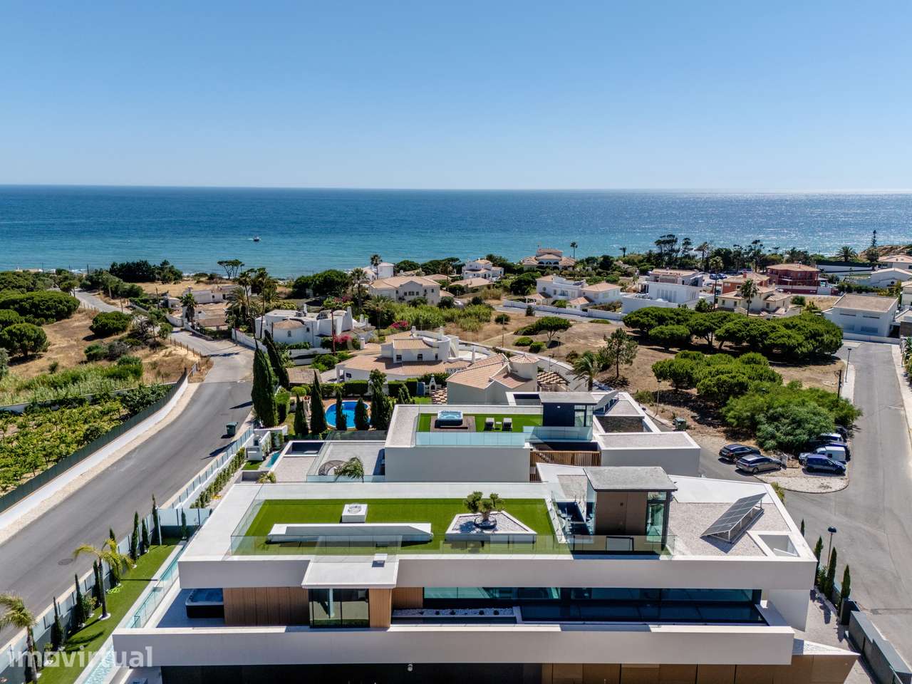 Moradia T5 de Luxo com Vista Mar Panorâmica | Galé | A poucos passos d - Grande imagem: 2/48