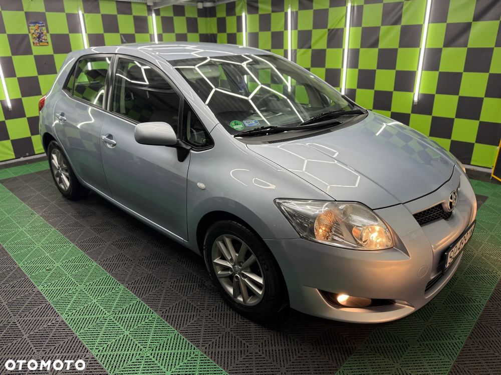 Toyota Auris 1.6 VVT-i Executive - 19