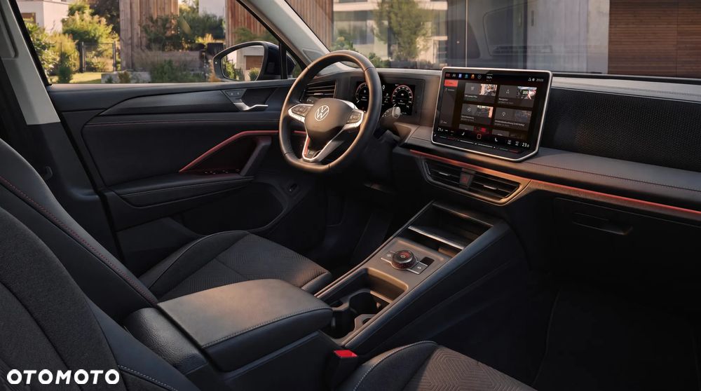 Volkswagen Tiguan - 11