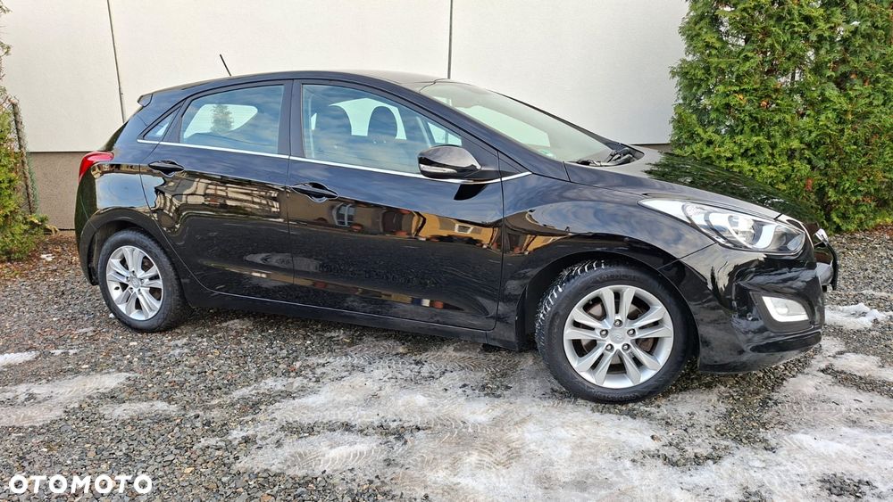 Hyundai i30 i30cw 1.4 Fifa World Cup Edition - 37