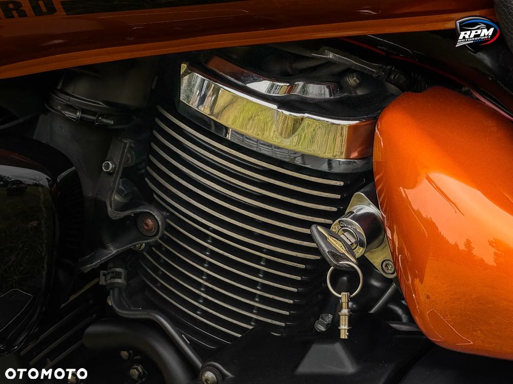 Suzuki Boulevard - 21